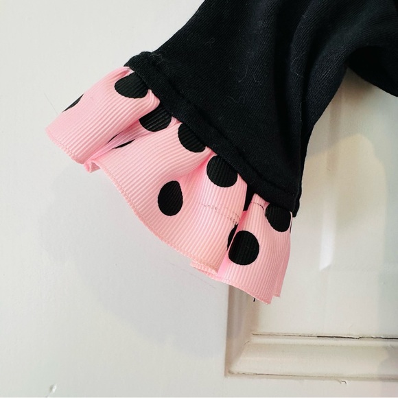 Mud Pie Black and Pink Polka Dot Infant Footie - Picture 3 of 9